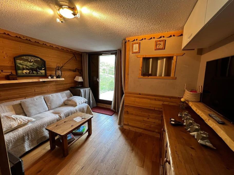 Appartement La Clusaz Avec Terrasse Sur Les Pistes De Ski مانيجود المظهر الخارجي الصورة